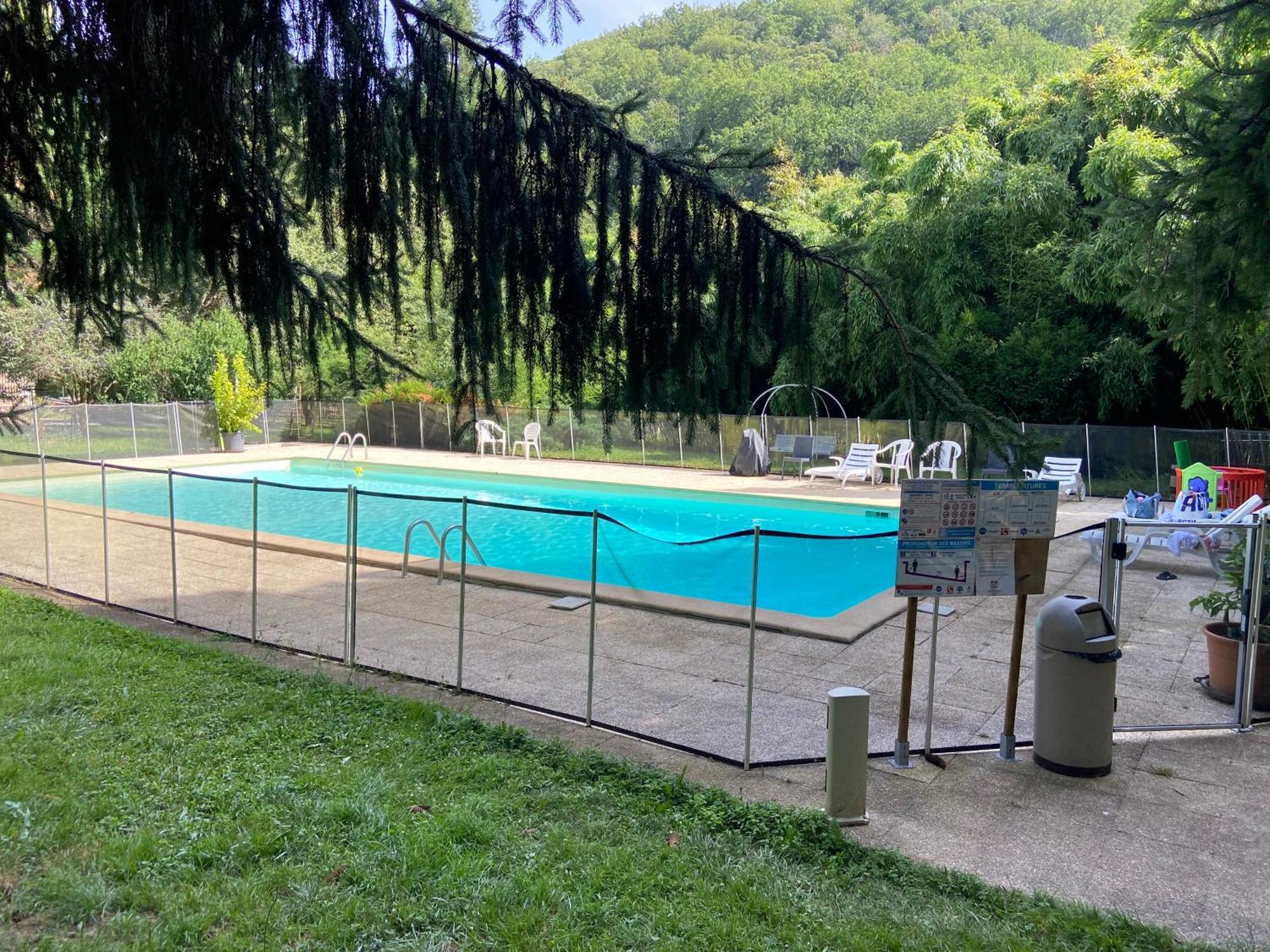 Отель La Bastide D'Albignac Le Dourn Экстерьер фото