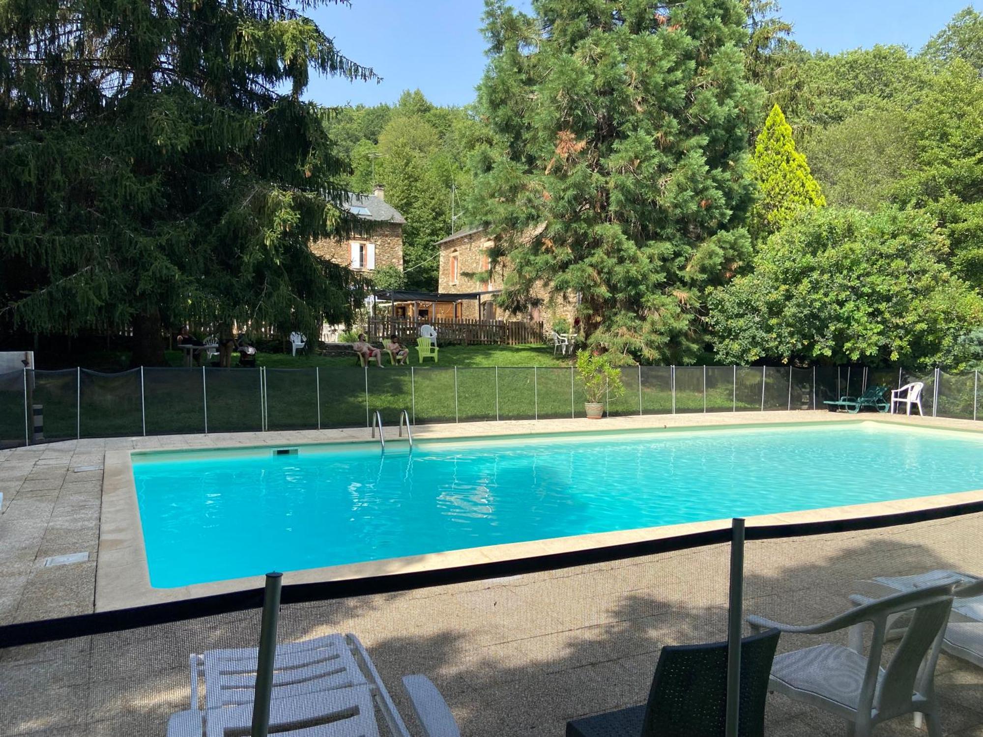 Отель La Bastide D'Albignac Le Dourn Экстерьер фото